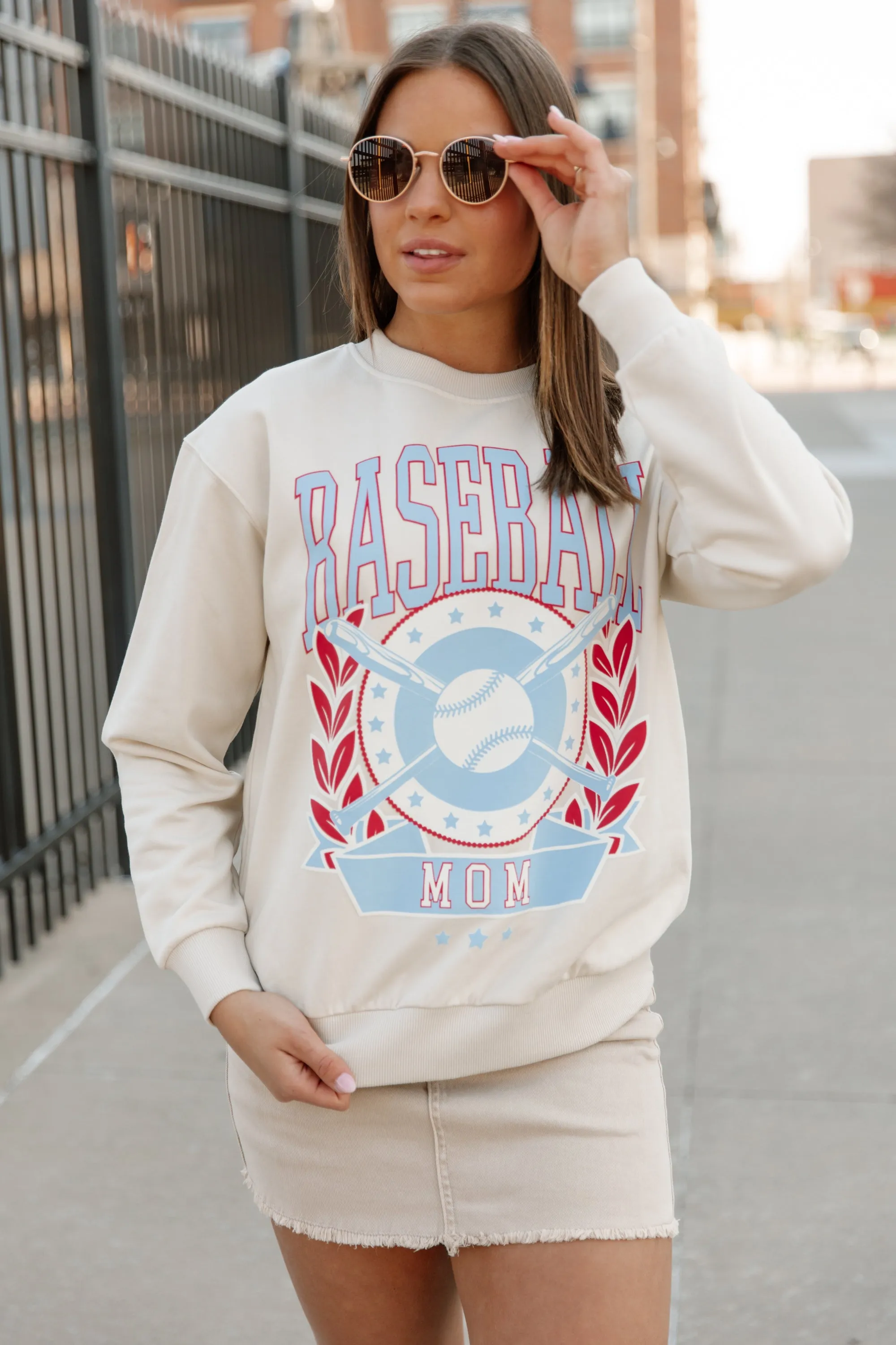 BASEBALL BABE GRAPHIC PULLOVER