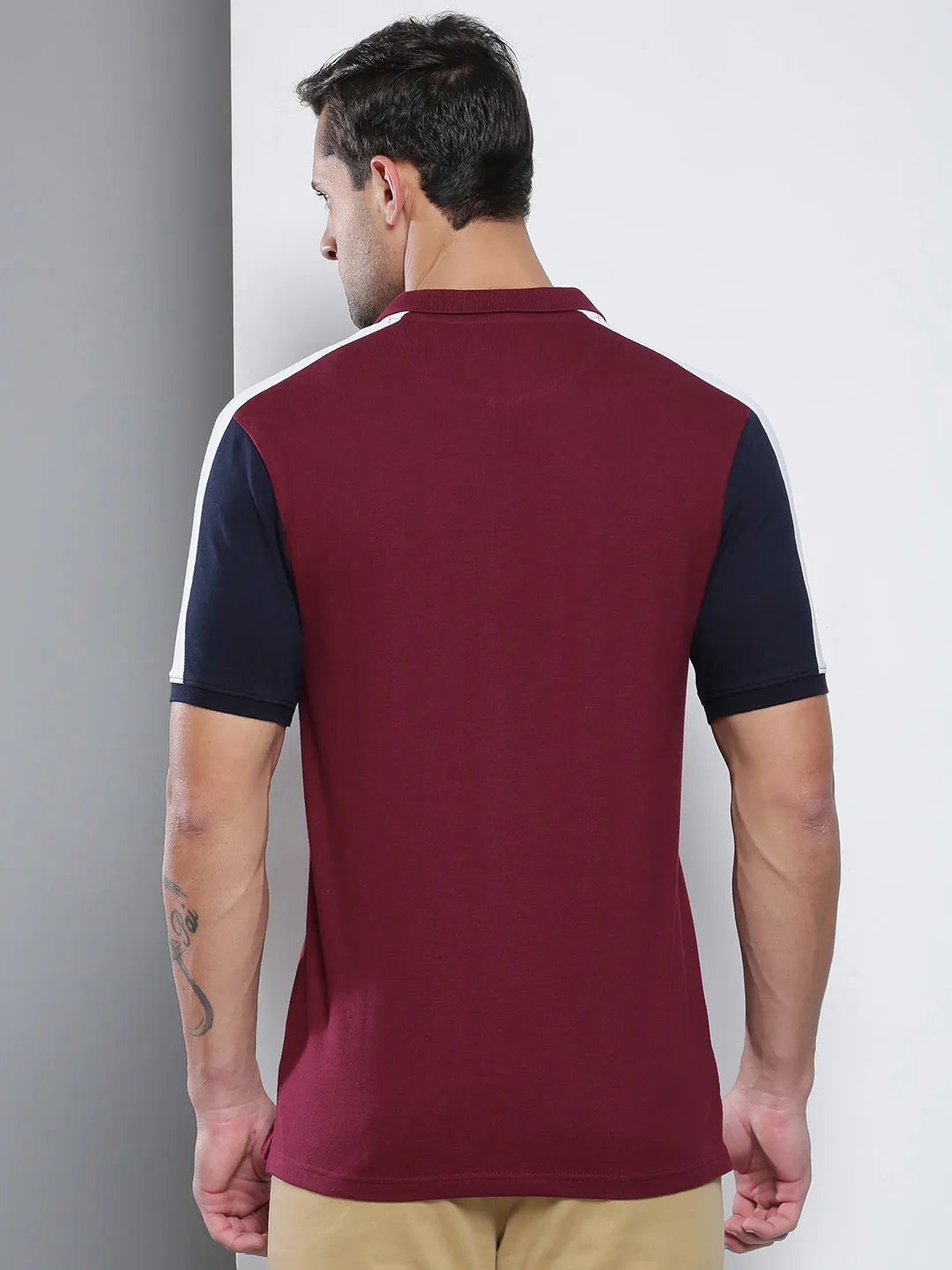 Men's Casual Slim Fit T-Shirt Half Sleeves Color Block Pattern Polo Neck Pure Cotton T-Shirt