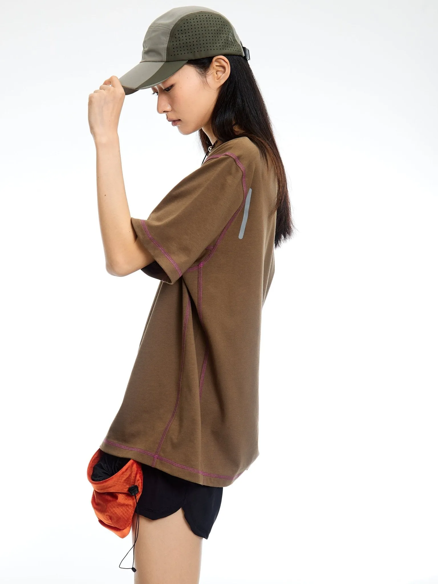 Stitch Quick Dry T-shirt in Brown